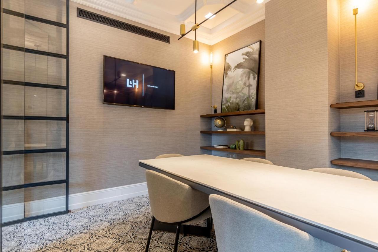 L&H Gran Via Valencia Hotel Екстериор снимка