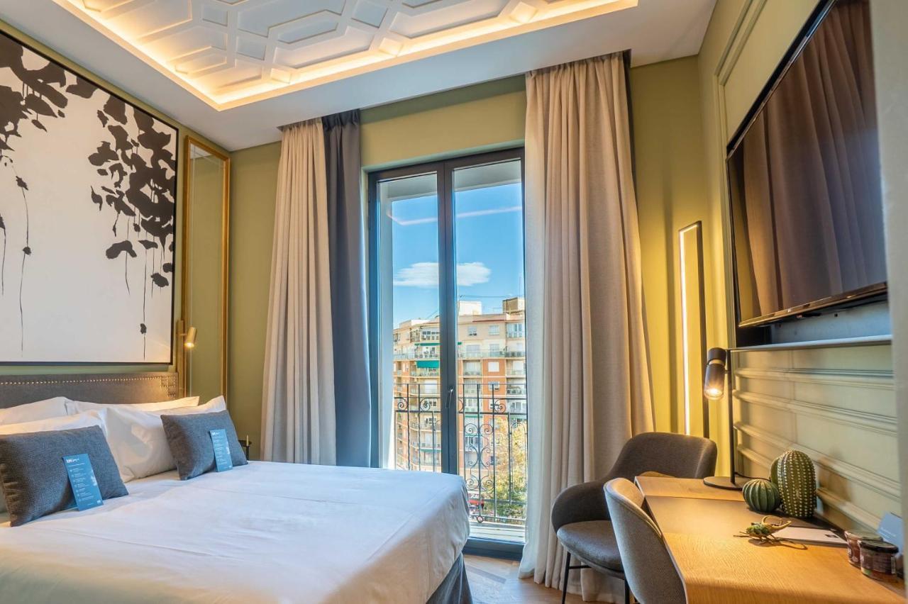 L&H Gran Via Valencia Hotel Екстериор снимка