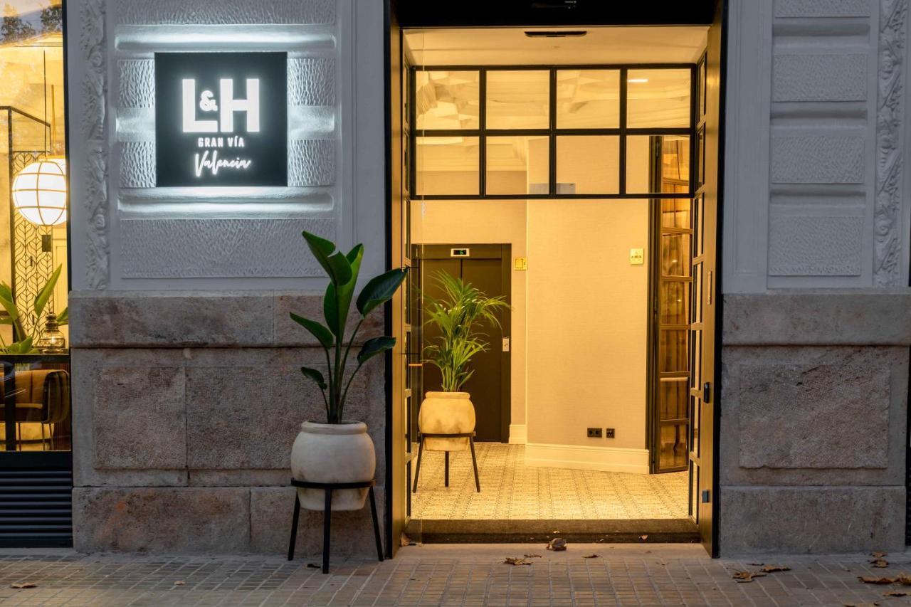 L&H Gran Via Valencia Hotel Екстериор снимка