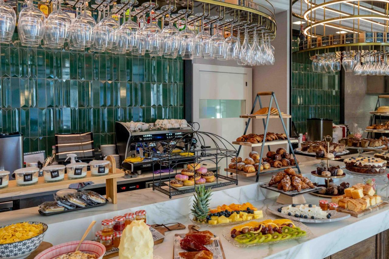 L&H Gran Via Valencia Hotel Екстериор снимка